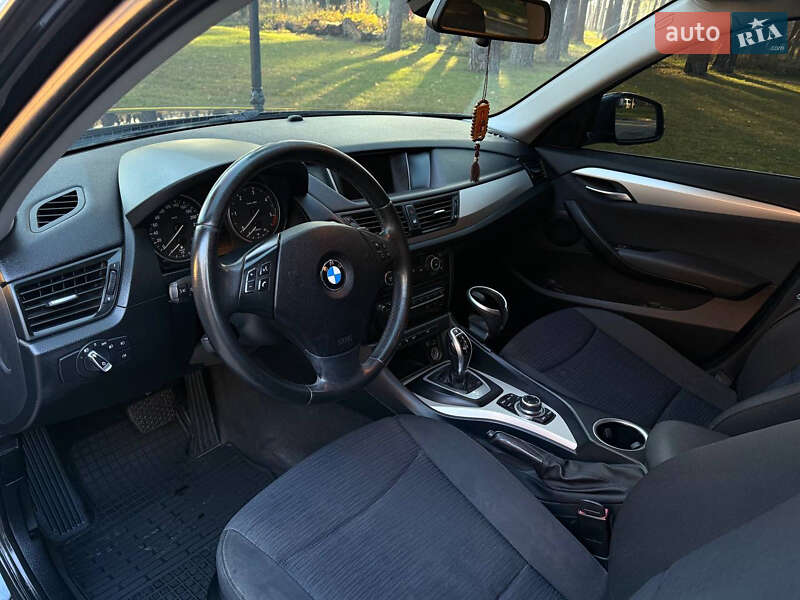 Внедорожник / Кроссовер BMW X1 2012 в Чернигове