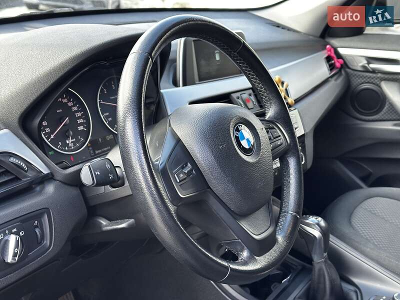 Внедорожник / Кроссовер BMW X1 2018 в Львове