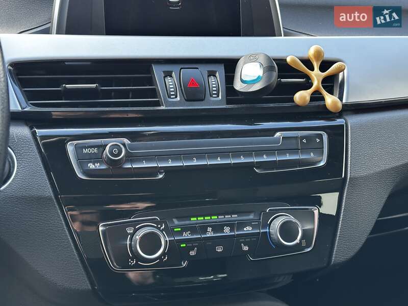 Внедорожник / Кроссовер BMW X1 2018 в Львове