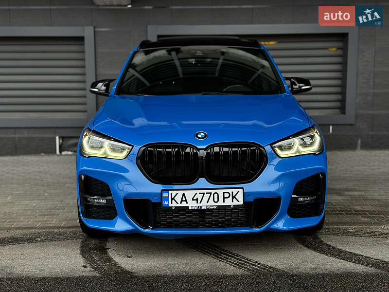 Внедорожник / Кроссовер BMW X1 2021 в Киеве