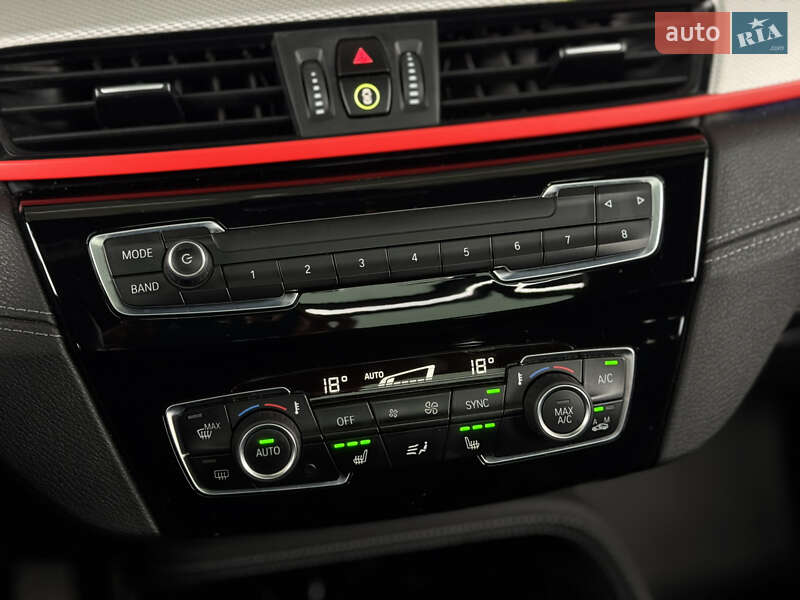 Внедорожник / Кроссовер BMW X1 2021 в Киеве