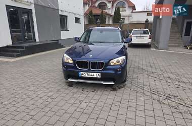 Внедорожник / Кроссовер BMW X1 2011 в Тячеве