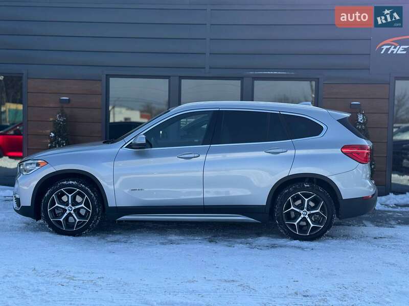 Позашляховик / Кросовер BMW X1 2017 в Рівному