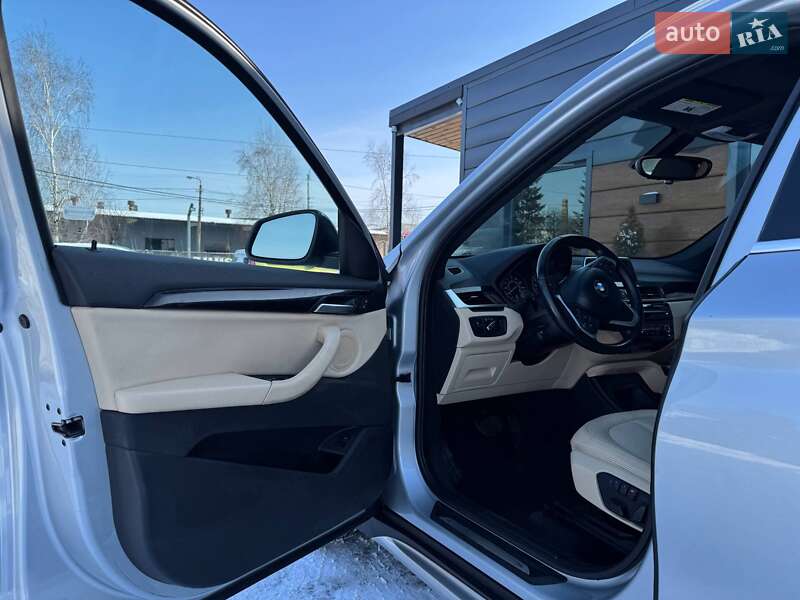 Позашляховик / Кросовер BMW X1 2017 в Рівному