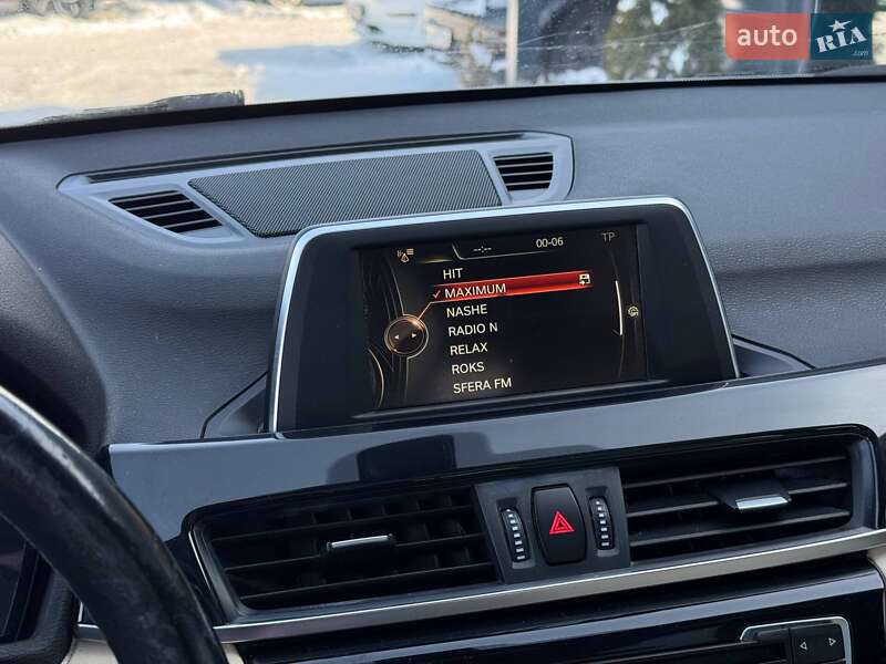 Позашляховик / Кросовер BMW X1 2017 в Рівному