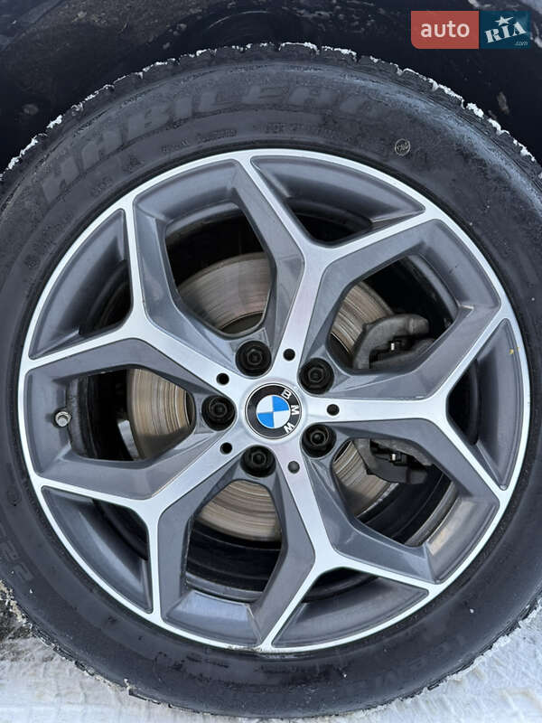 Позашляховик / Кросовер BMW X1 2015 в Львові фото 28 Позашляховик / Кросовер BMW X1 2015 в Львові