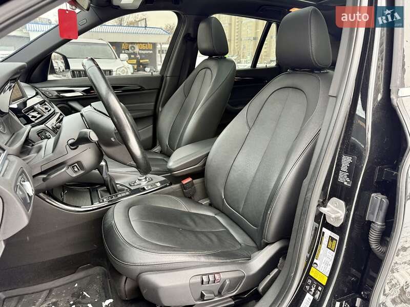 Позашляховик / Кросовер BMW X1 2015 в Харкові