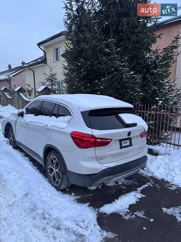 Внедорожник / Кроссовер BMW X1 2018 в Львове