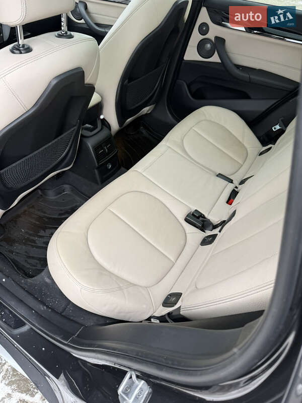 Позашляховик / Кросовер BMW X1 2017 в Києві фото 35 Позашляховик / Кросовер BMW X1 2017 в Києві