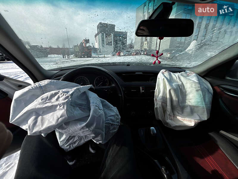 Позашляховик / Кросовер BMW X1 2010 в Львові фото 12 Позашляховик / Кросовер BMW X1 2010 в Львові