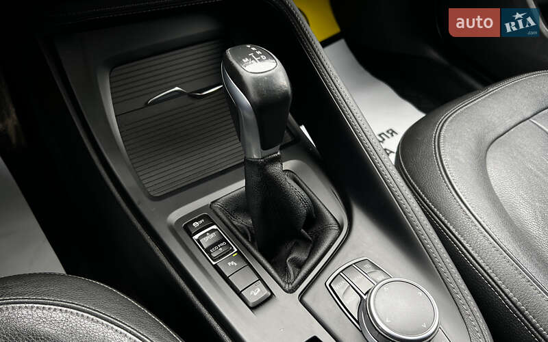 Внедорожник / Кроссовер BMW X1 2017 в Львове