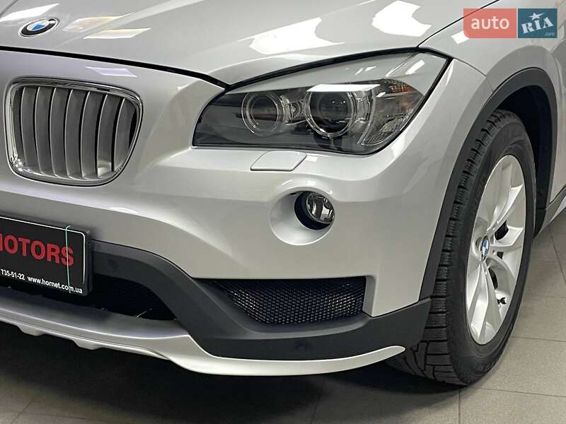 Позашляховик / Кросовер BMW X1 2011 в Києві