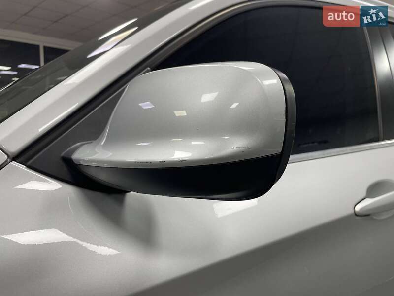 Позашляховик / Кросовер BMW X1 2011 в Києві