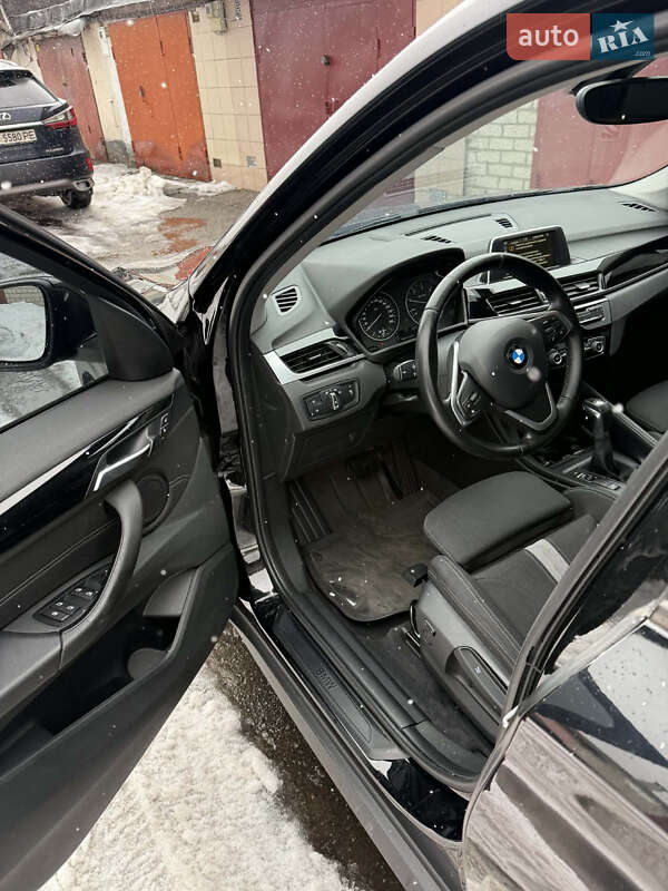 Внедорожник / Кроссовер BMW X1 2017 в Киеве фото 7 Внедорожник / Кроссовер BMW X1 2017 в Киеве