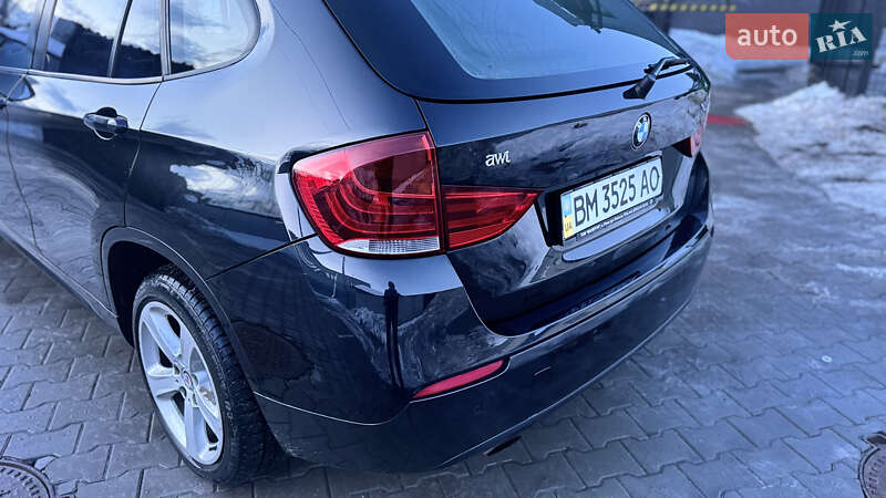 Внедорожник / Кроссовер BMW X1 2011 в Волочиске