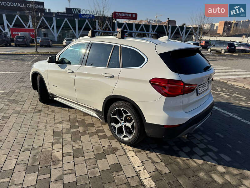 Внедорожник / Кроссовер BMW X1 2016 в Хмельницком