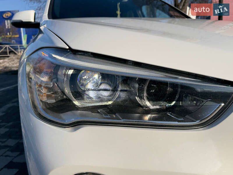 Внедорожник / Кроссовер BMW X1 2016 в Хмельницком