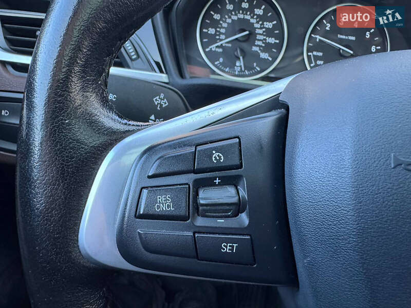 Внедорожник / Кроссовер BMW X1 2016 в Хмельницком