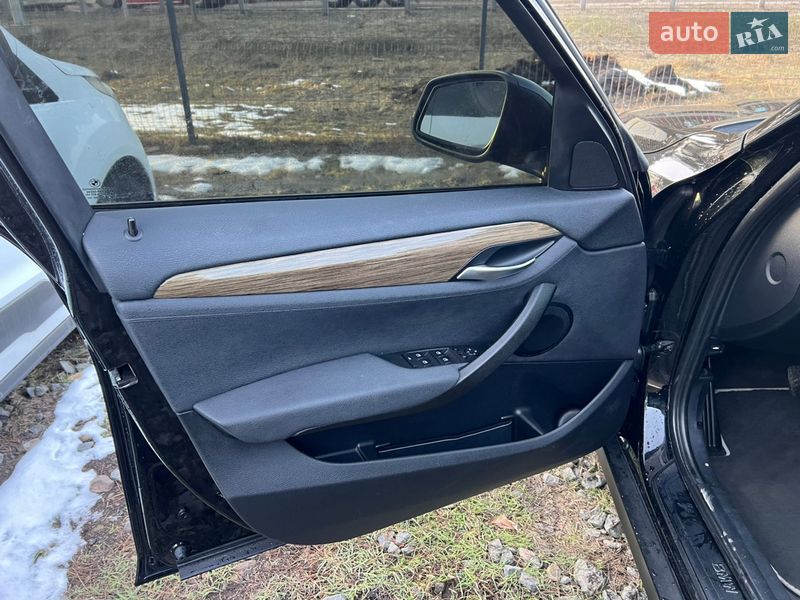 Внедорожник / Кроссовер BMW X1 2012 в Бродах