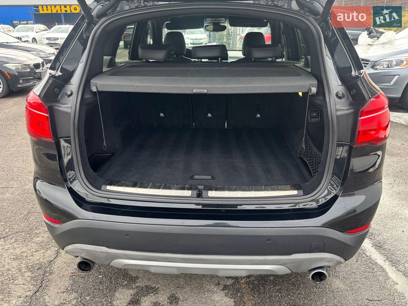 Внедорожник / Кроссовер BMW X1 2016 в Львове