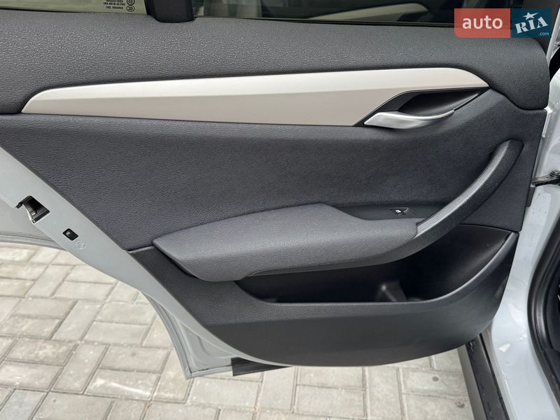 Позашляховик / Кросовер BMW X1 2013 в Дніпрі