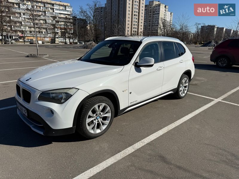 Позашляховик / Кросовер BMW X1 2010 в Києві