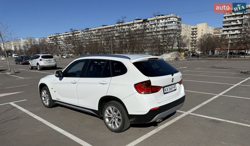 Позашляховик / Кросовер BMW X1 2010 в Києві