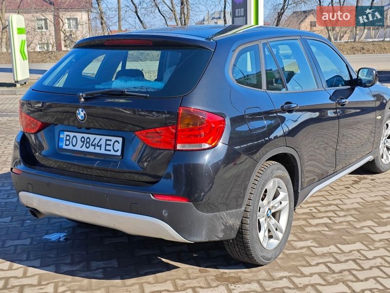 Внедорожник / Кроссовер BMW X1 2011 в Тернополе