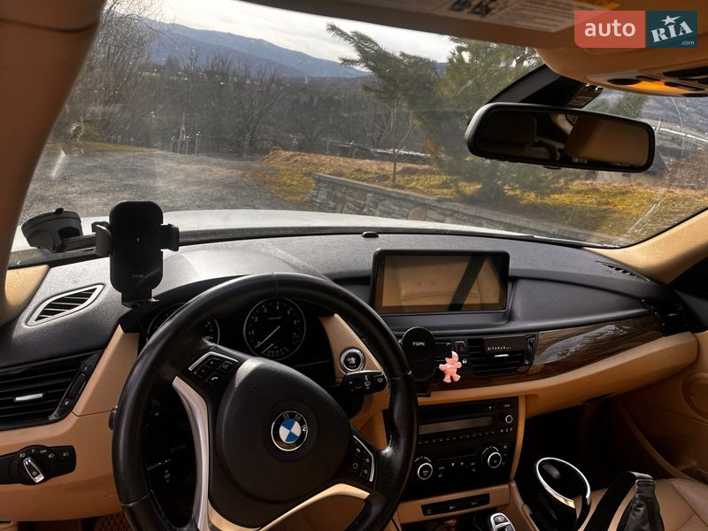 Внедорожник / Кроссовер BMW X1 2013 в Стрые