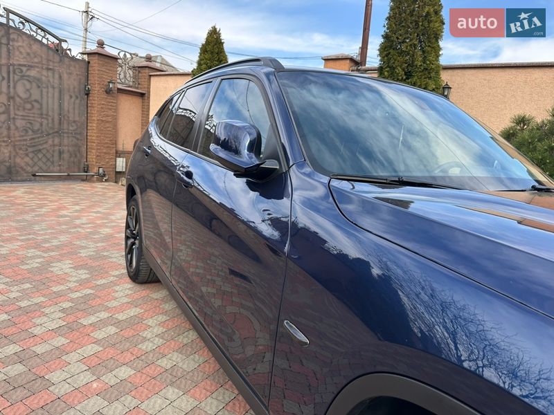 Внедорожник / Кроссовер BMW X1 2011 в Мукачево