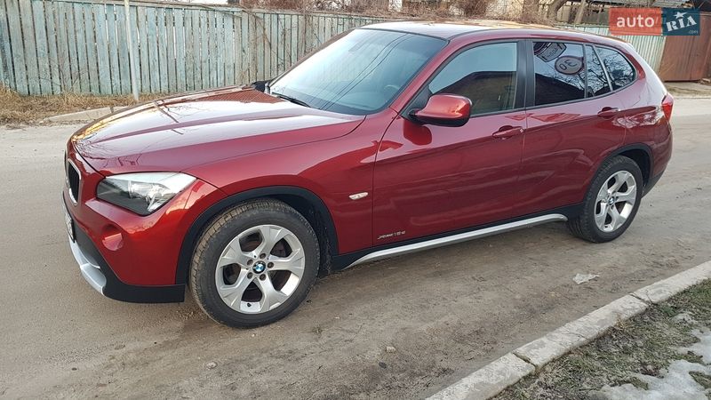 Внедорожник / Кроссовер BMW X1 2010 в Киеве