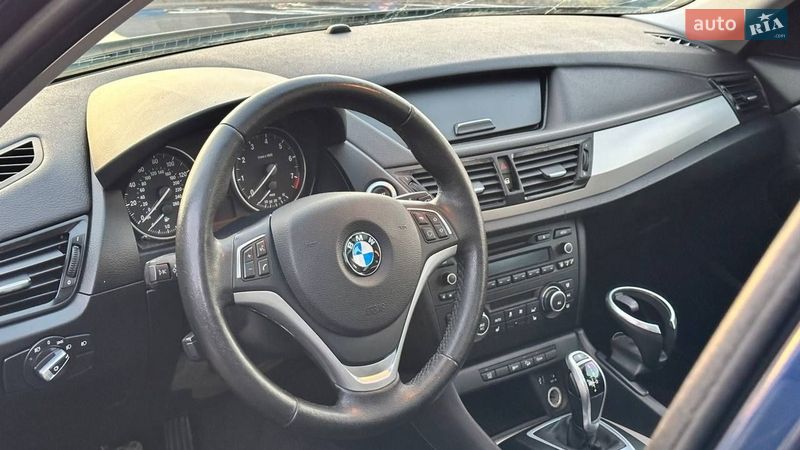 Внедорожник / Кроссовер BMW X1 2013 в Луцке