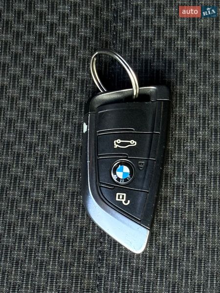 Позашляховик / Кросовер BMW X1 2016 в Києві