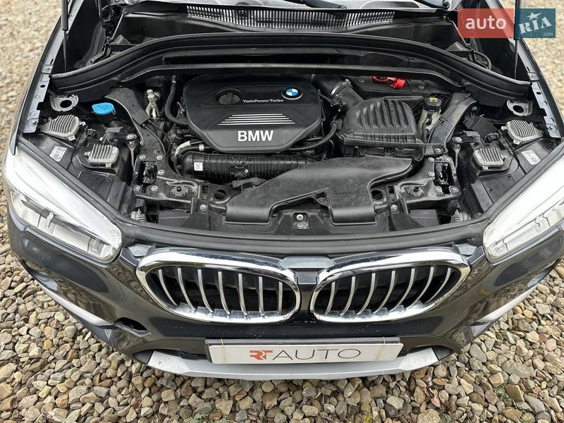 Внедорожник / Кроссовер BMW X1 2016 в Львове