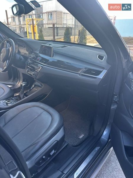 Внедорожник / Кроссовер BMW X1 2016 в Ровно