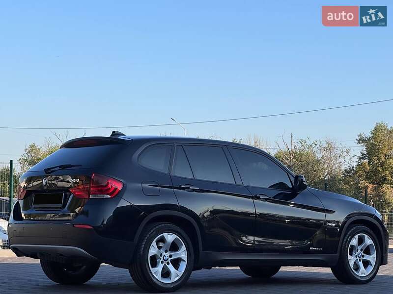 Внедорожник / Кроссовер BMW X1 2010 в Запорожье