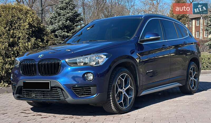Внедорожник / Кроссовер BMW X1 2017 в Днепре