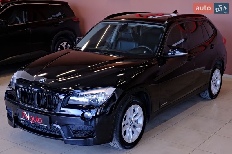 Внедорожник / Кроссовер BMW X1 2015 в Одессе