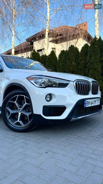 Внедорожник / Кроссовер BMW X1 2015 в Одессе