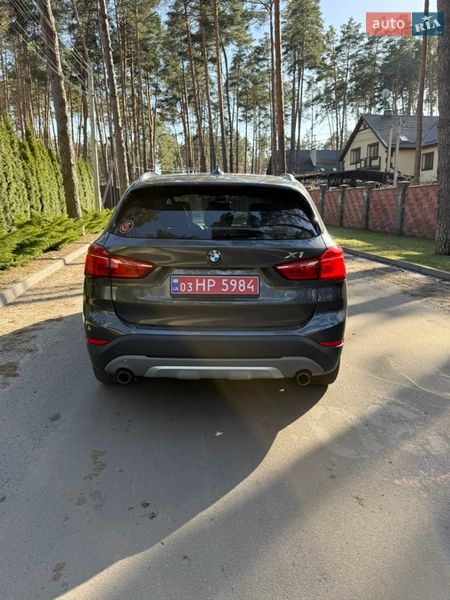 Внедорожник / Кроссовер BMW X1 2017 в Киеве