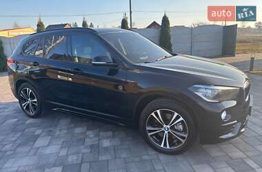 Внедорожник / Кроссовер BMW X1 2015 в Ровно