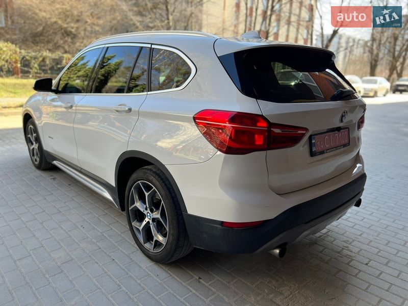 Внедорожник / Кроссовер BMW X1 2016 в Львове
