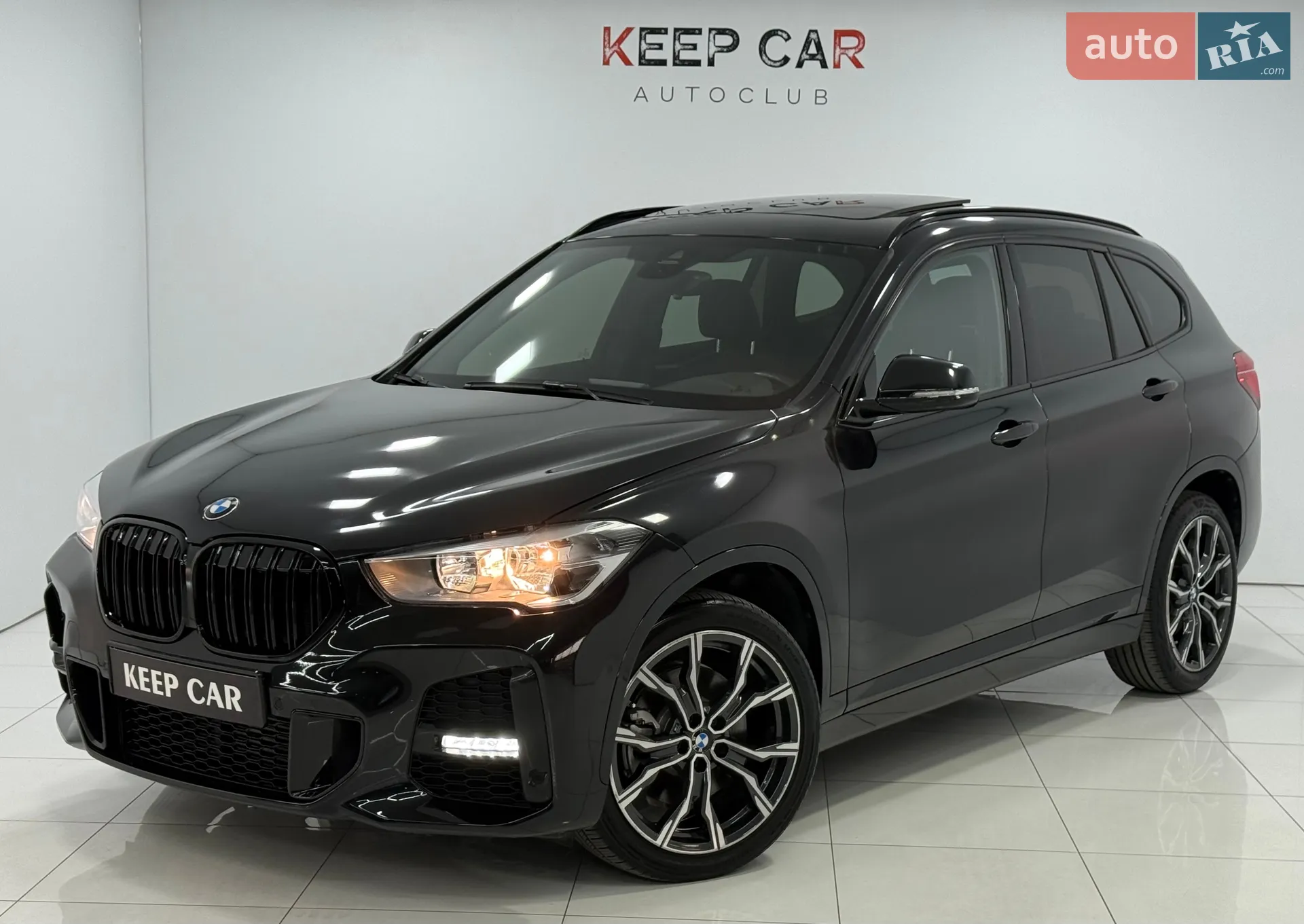 2020 BMW X1 - фото 1