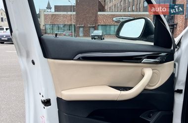 Внедорожник / Кроссовер BMW X1 2018 в Киеве