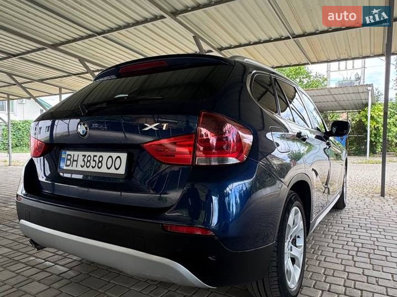 Внедорожник / Кроссовер BMW X1 2010 в Одессе