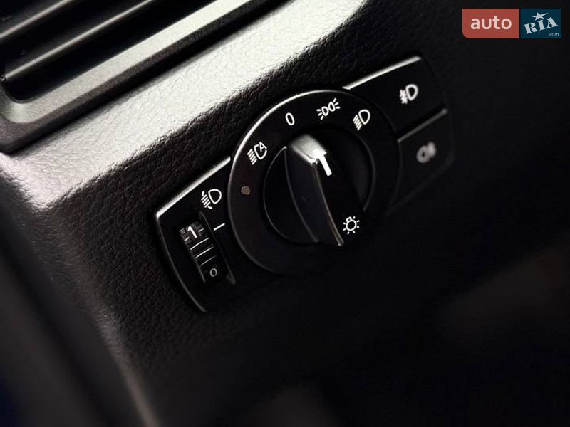 Внедорожник / Кроссовер BMW X1 2010 в Одессе