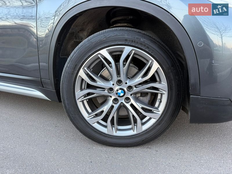 Внедорожник / Кроссовер BMW X1 2019 в Киеве