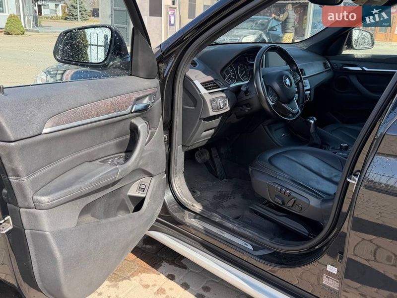 Внедорожник / Кроссовер BMW X1 2016 в Сарнах