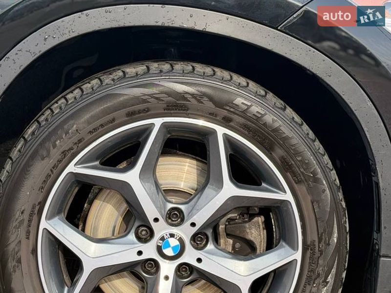 Внедорожник / Кроссовер BMW X1 2016 в Сарнах