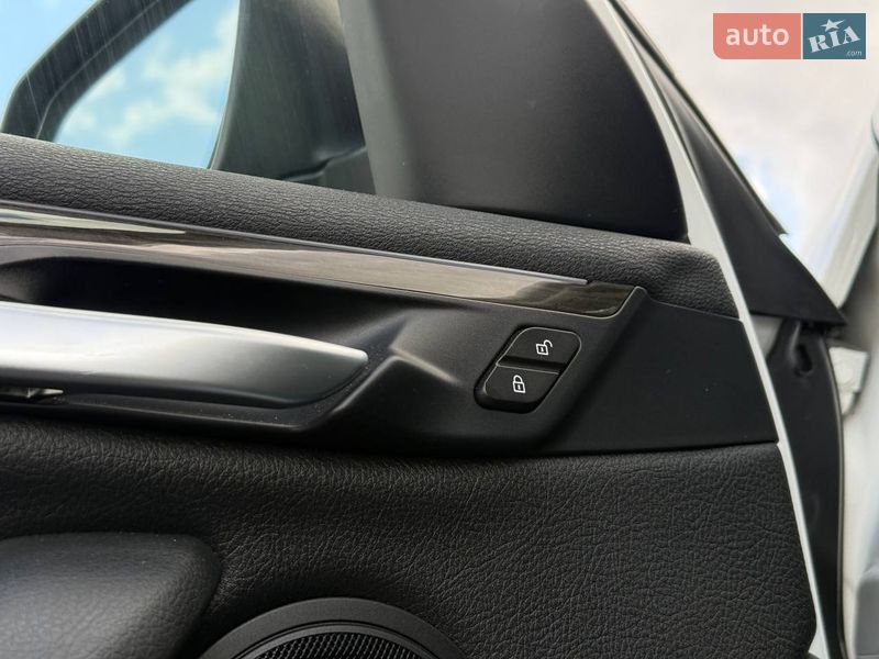 Позашляховик / Кросовер BMW X1 2017 в Рівному